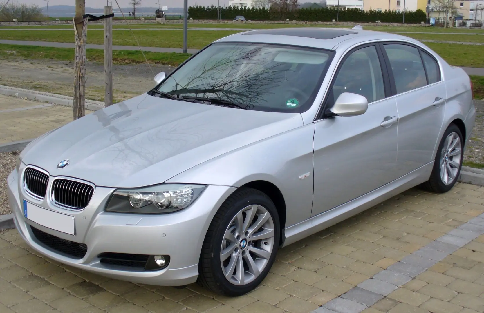 BMW 3 Serisi 3 Serisi 325i Standart 4