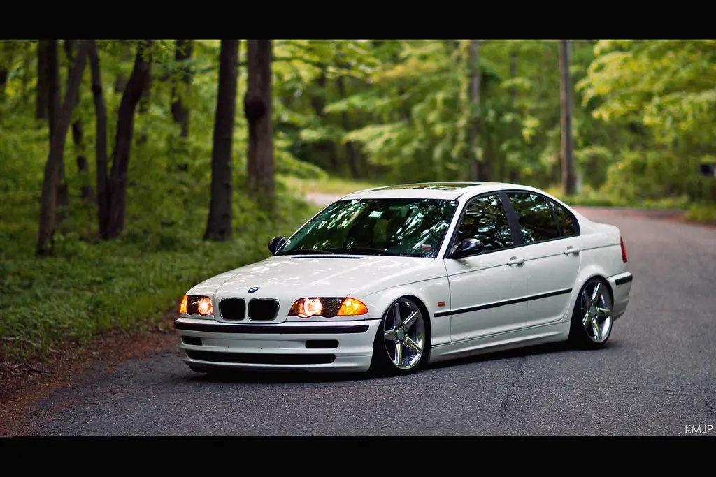 BMW 3 Serisi 3 Serisi 325i Standart 1