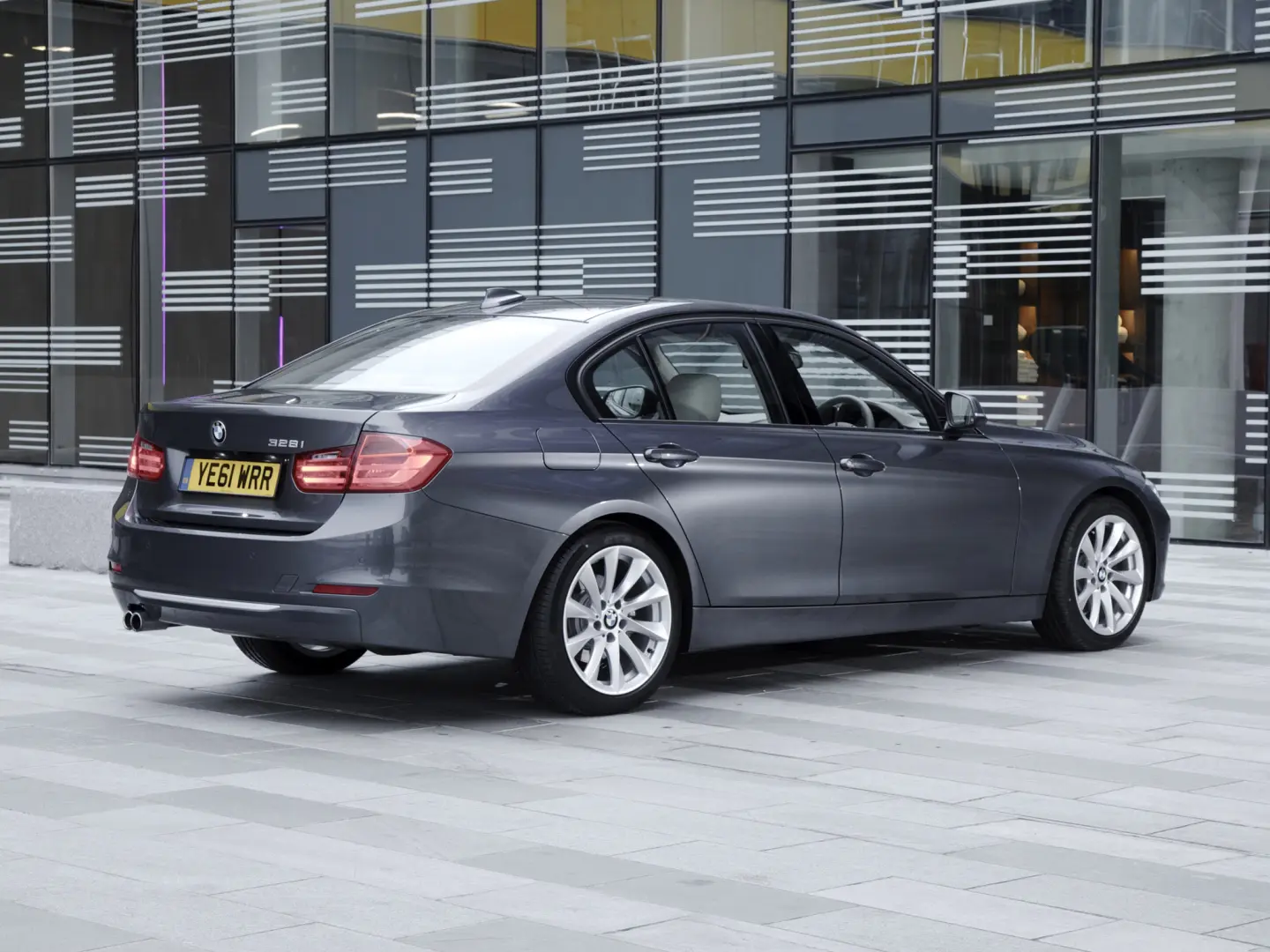 BMW 3 Serisi 3 Serisi 328i Modern Line 5