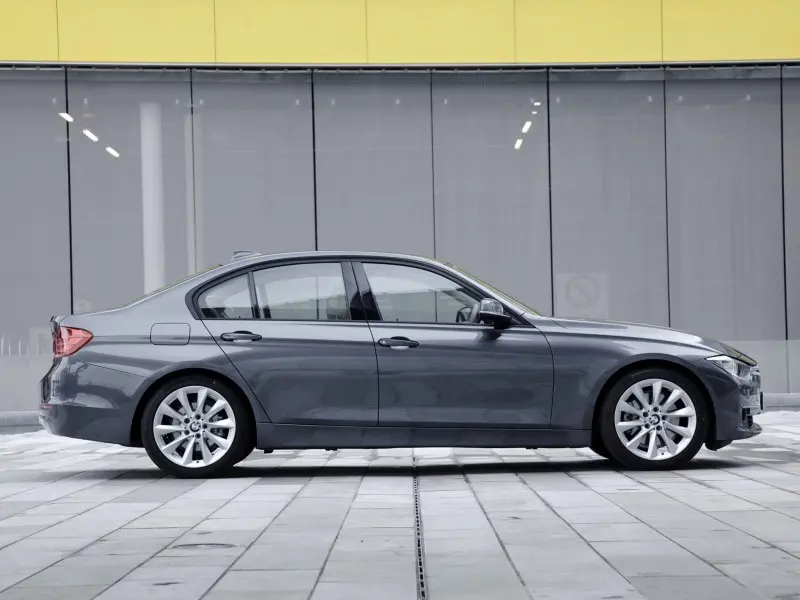 BMW 3 Serisi 3 Serisi 328i Modern Line 7