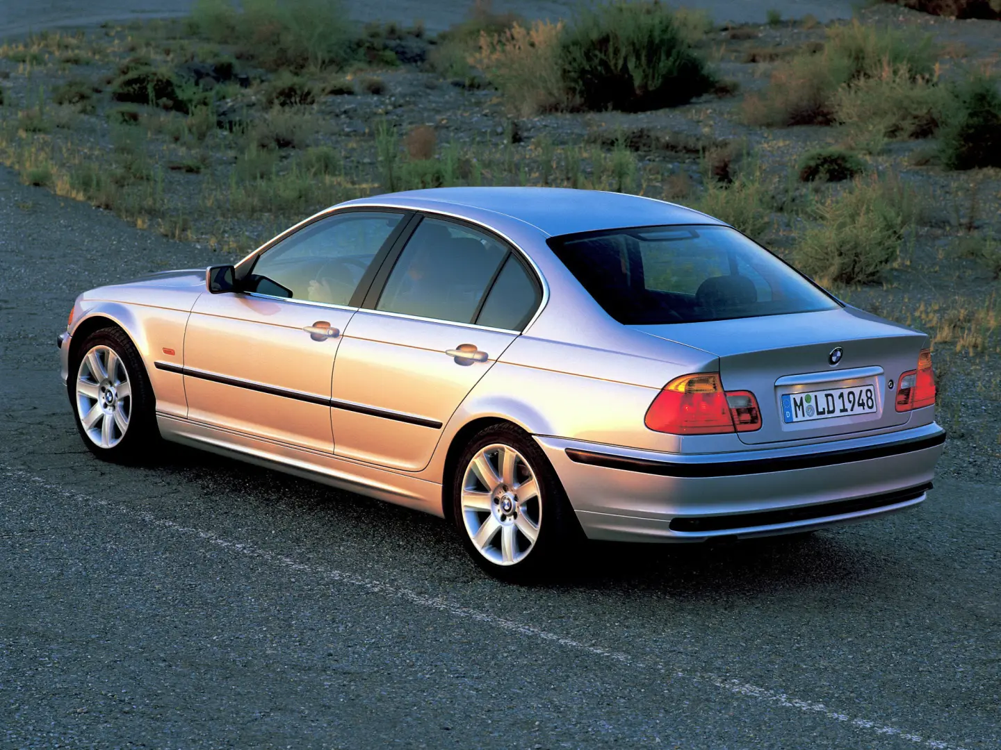 BMW 3 Serisi 3 Serisi 328i Standart 0