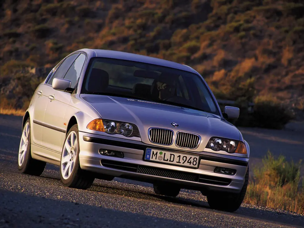 BMW 3 Serisi 3 Serisi 328i Standart 6
