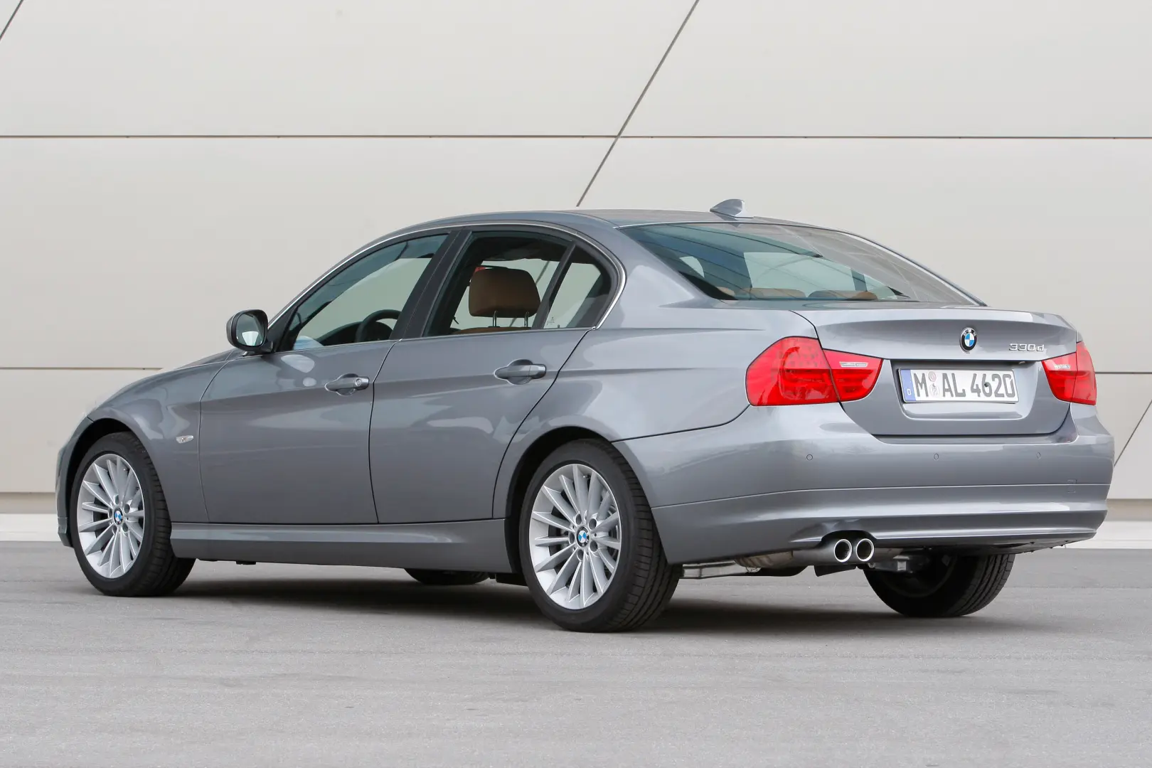 BMW 3 Serisi 3 Serisi 330d xDrive Standart 4