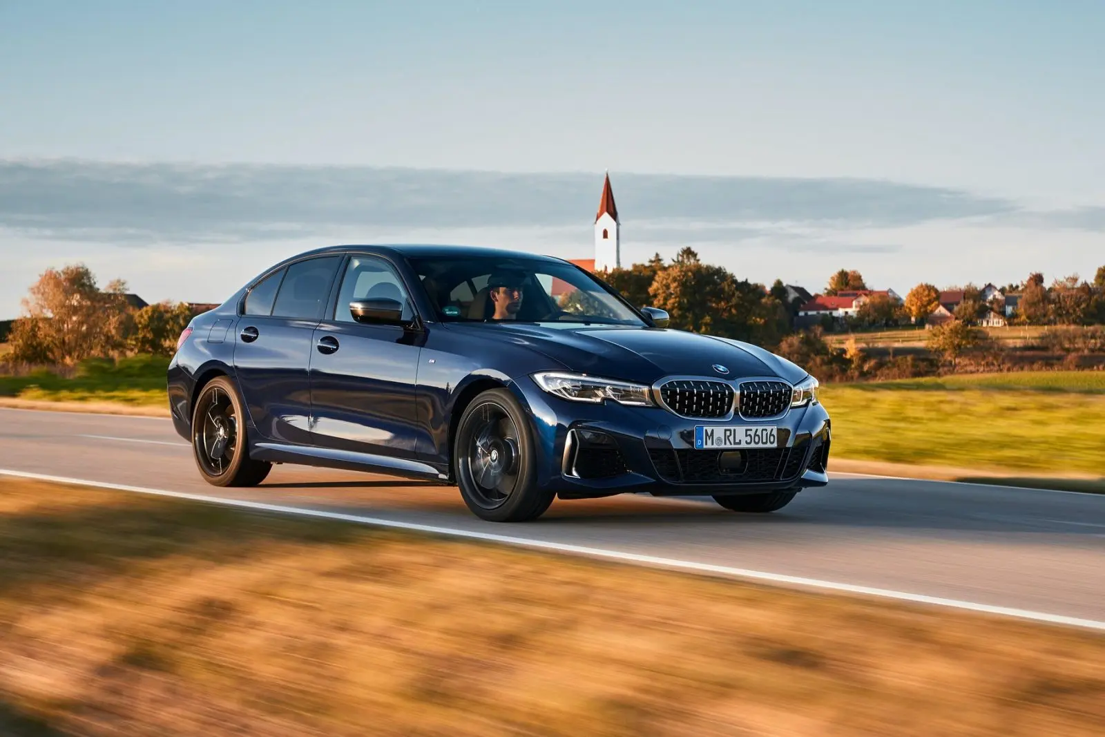 BMW 3 Serisi 3 Serisi 330e xDrive Edition M Sport 3