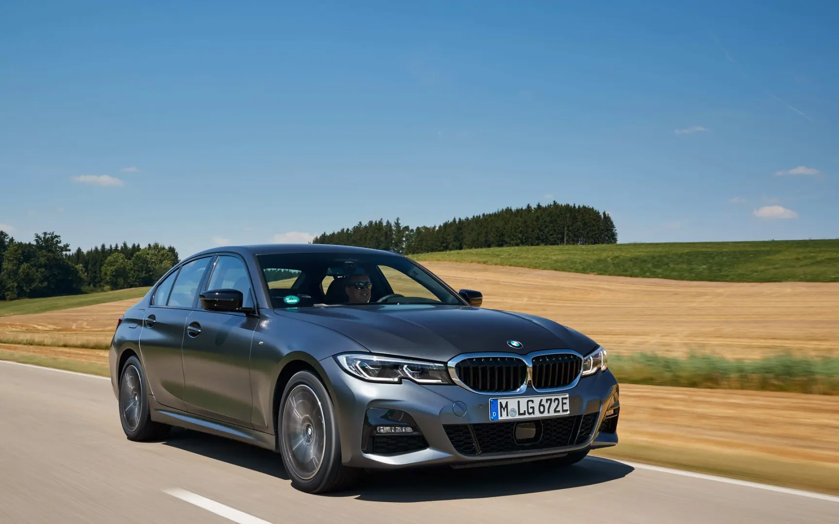 BMW 3 Serisi 3 Serisi 330e xDrive Edition M Sport 3