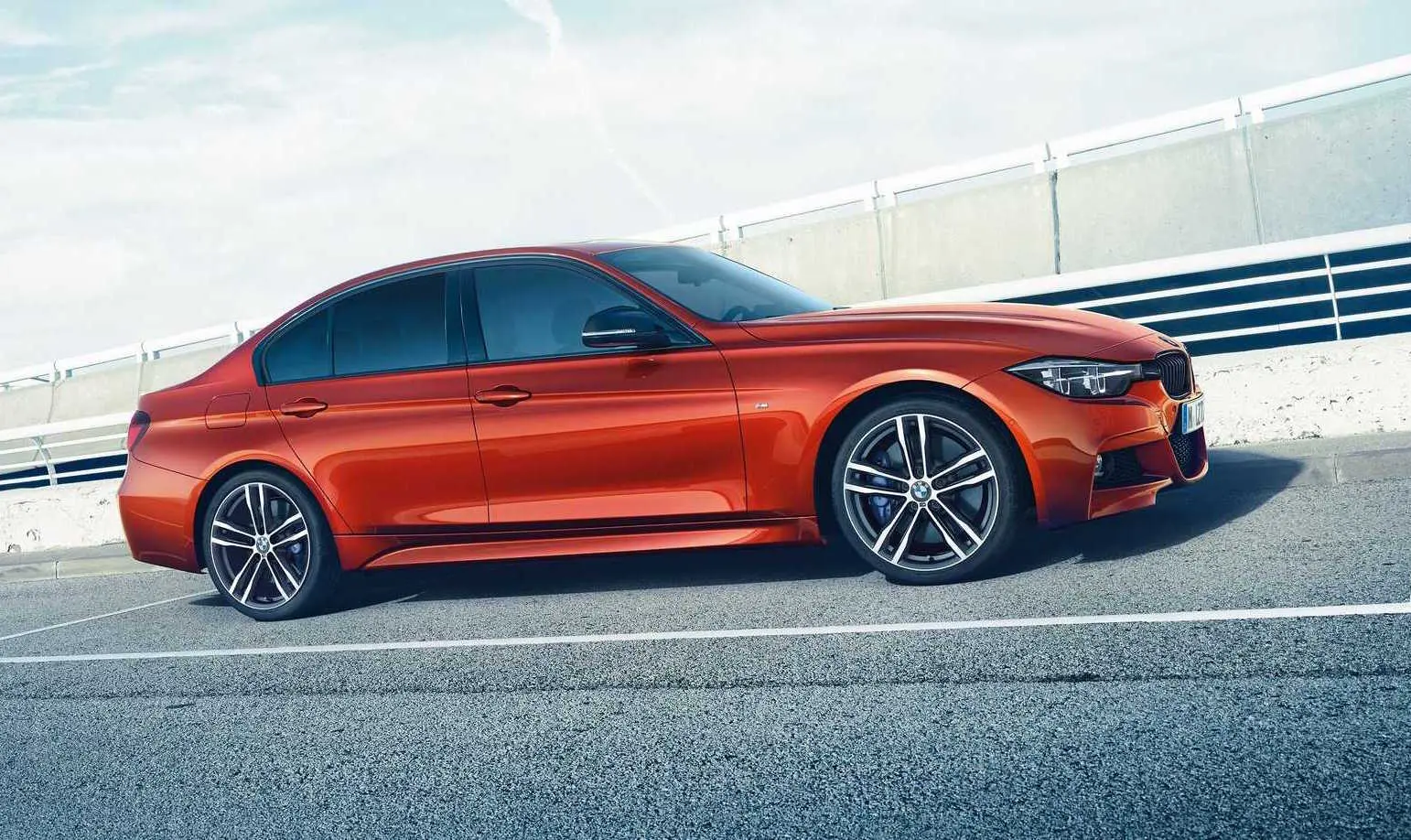 BMW 3 Serisi 3 Serisi 330i Edition Luxury Line 5