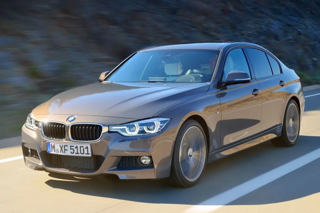 BMW 3 Serisi 3 Serisi 330i Luxury Line 4