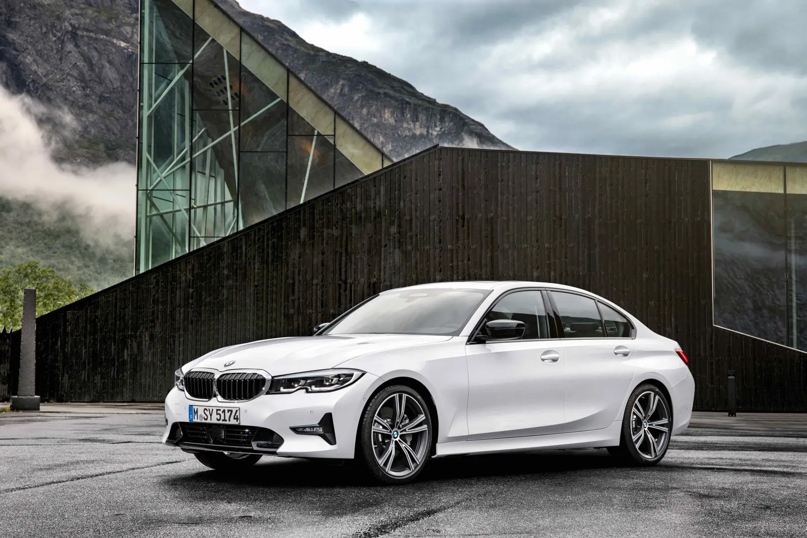 BMW 3 Serisi 3 Serisi 330i M Sport 3