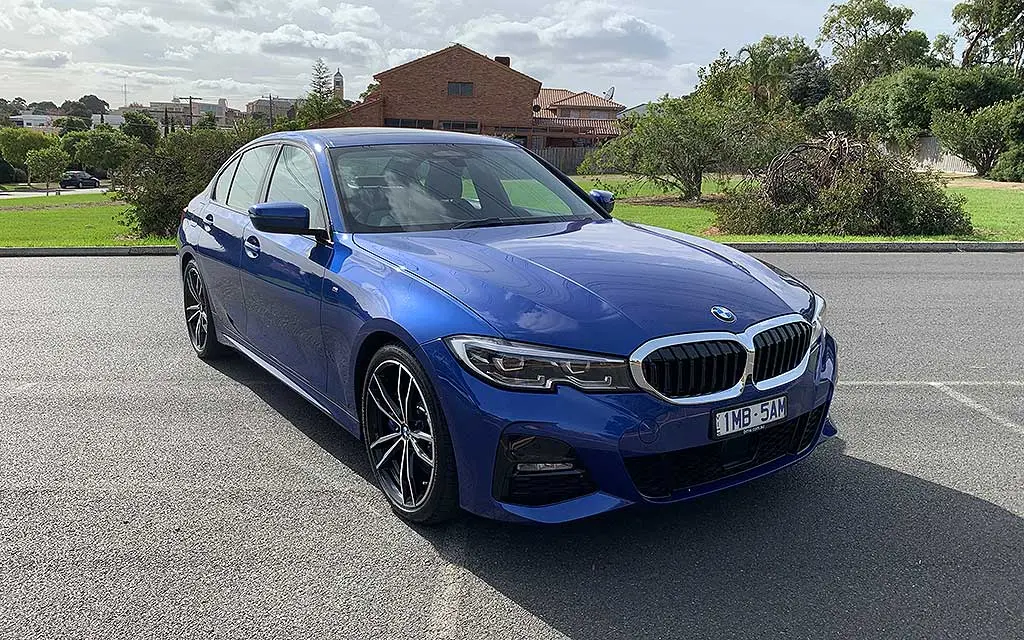 BMW 3 Serisi 3 Serisi 330i xDrive Standart 2