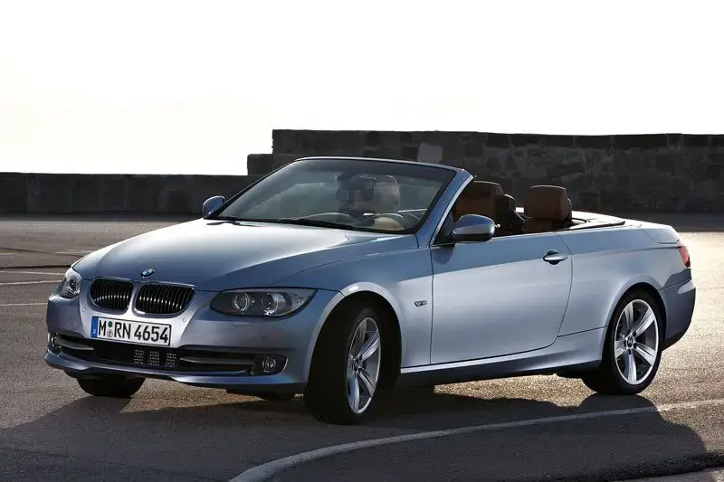 BMW 3 Serisi 3 Serisi 330i Standart 3