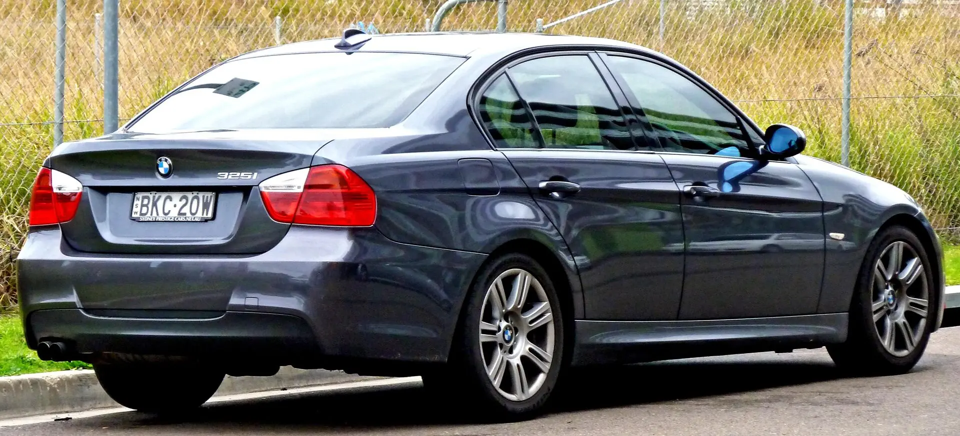 BMW 3 Serisi 3 Serisi 330i xDrive Standart 1