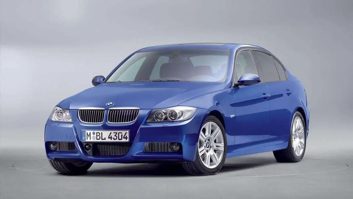 BMW 3 Serisi 3 Serisi 330i xDrive Standart 2