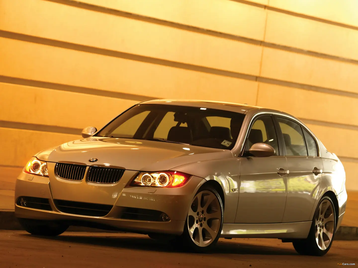 BMW 3 Serisi 3 Serisi 330i xDrive Standart 1