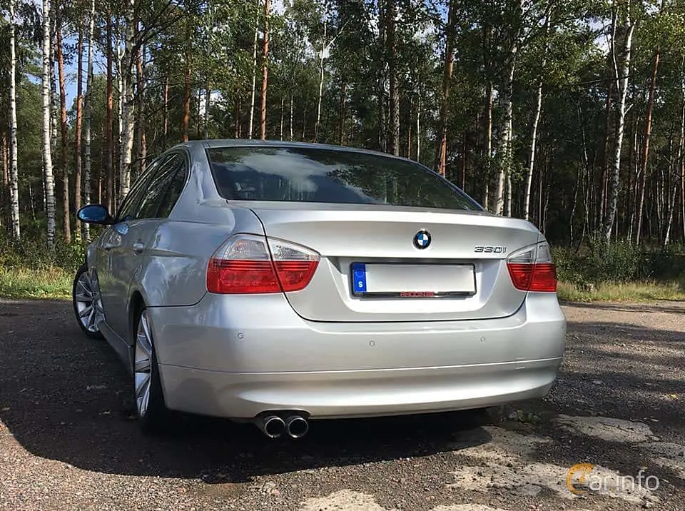BMW 3 Serisi 3 Serisi 330i Standart 2