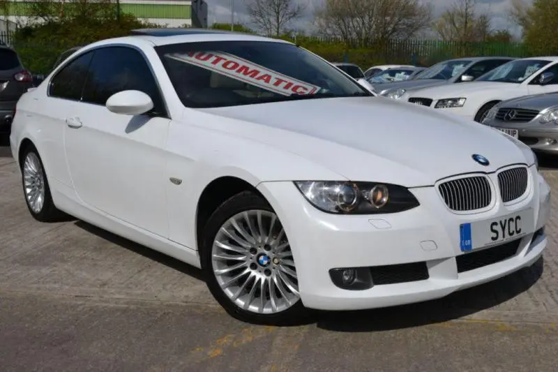 BMW 3 Serisi 3 Serisi 330i Standart 4