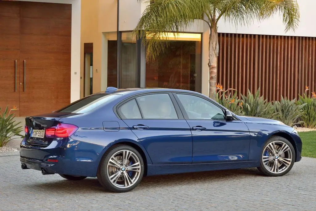 BMW 3 Serisi 3 Serisi 330i Techno Plus 3