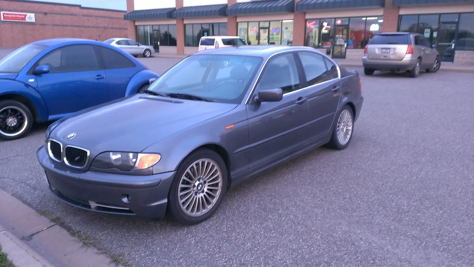 BMW 3 Serisi 3 Serisi 330i xDrive Standart 2
