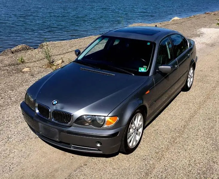 BMW 3 Serisi 3 Serisi 330i xDrive Standart 3