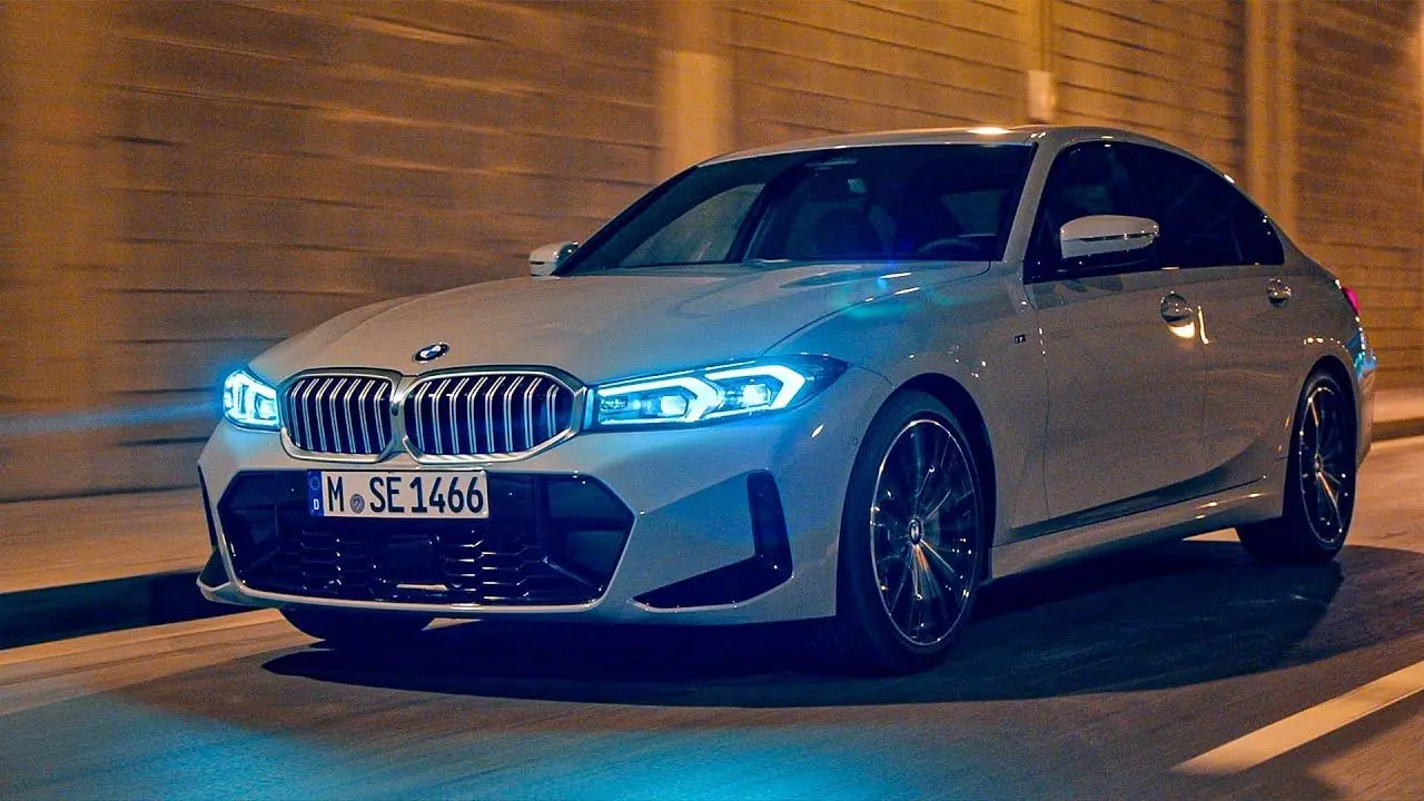 BMW 3 Serisi 3 Serisi 330i xDrive Touring M Sport 3