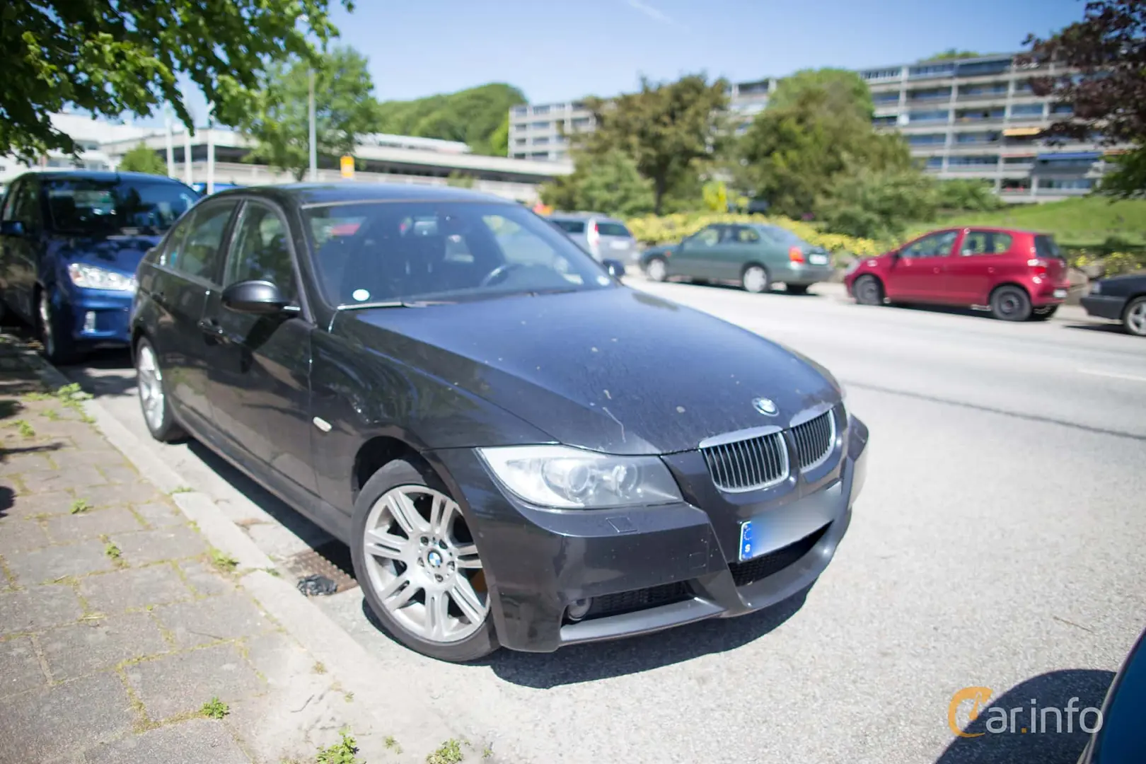 BMW 3 Serisi 3 Serisi 330xi Standart 1