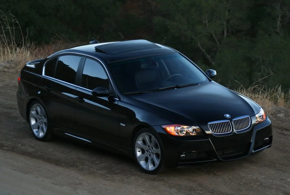 BMW 3 Serisi 3 Serisi 330xi Standart 2