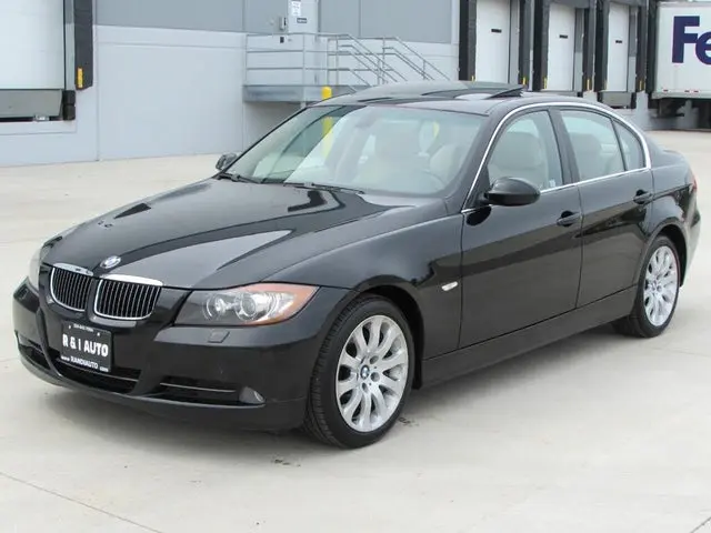 BMW 3 Serisi 3 Serisi 330xi Standart 2