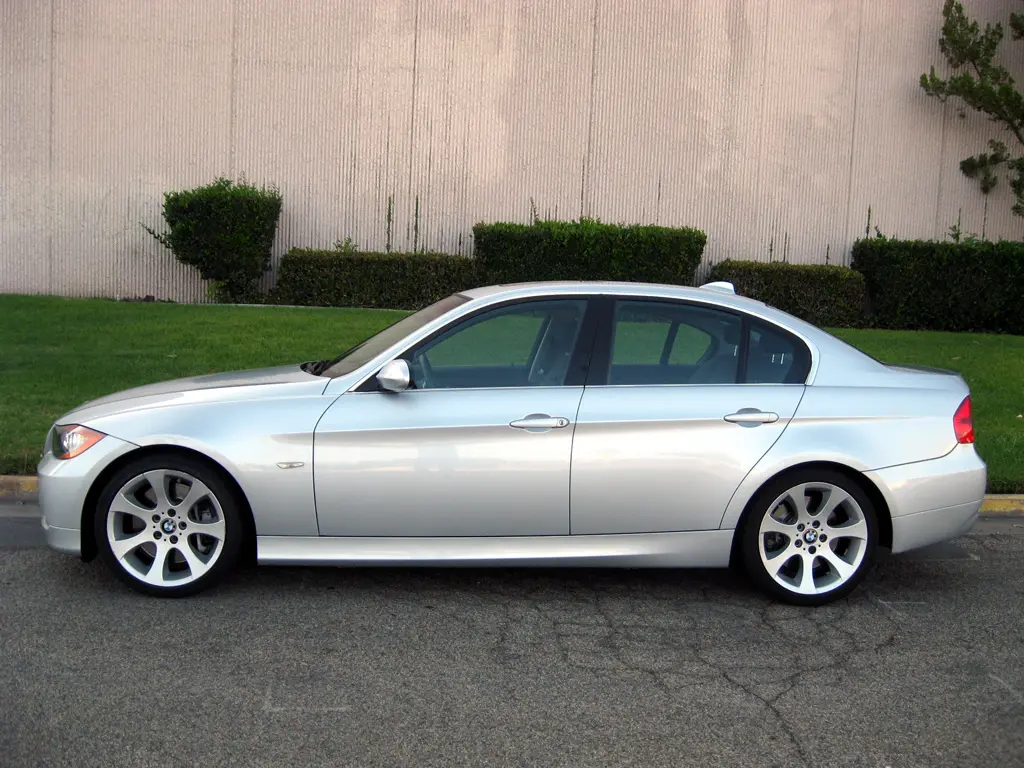 BMW 3 Serisi 3 Serisi 335i Standart 2