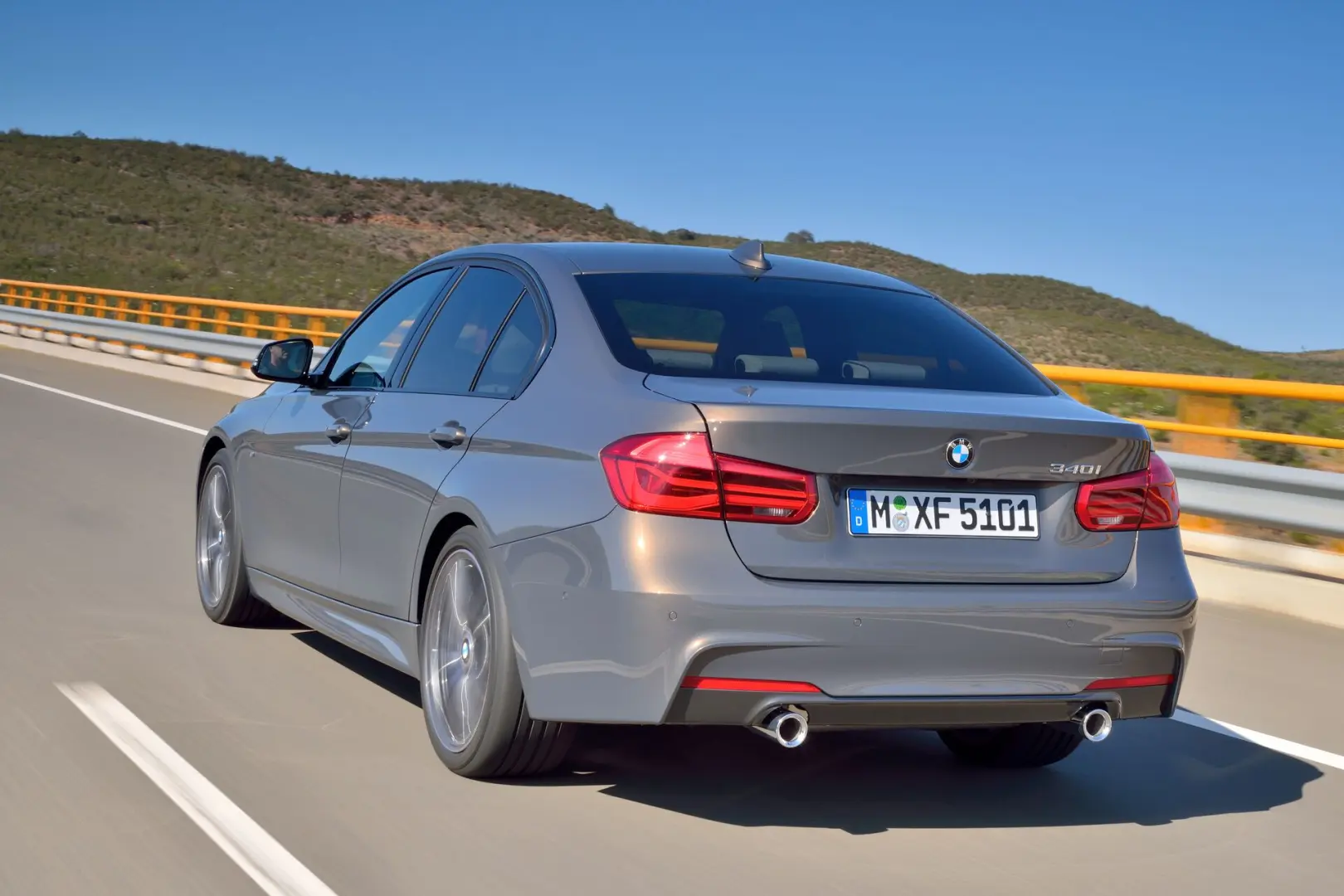 BMW 3 Serisi 3 Serisi 340i xDrive Standart 2