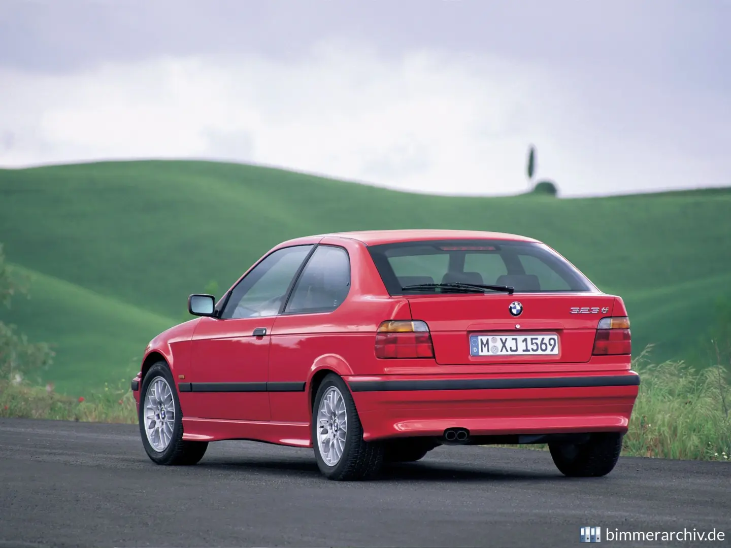 BMW 3 Serisi 3 Serisi Compact 323ti Standart 1