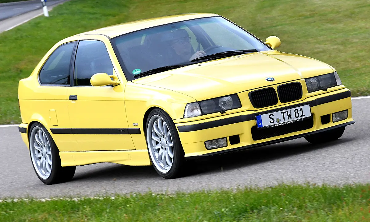 BMW 3 Serisi 3 Serisi Compact 323ti Standart 2