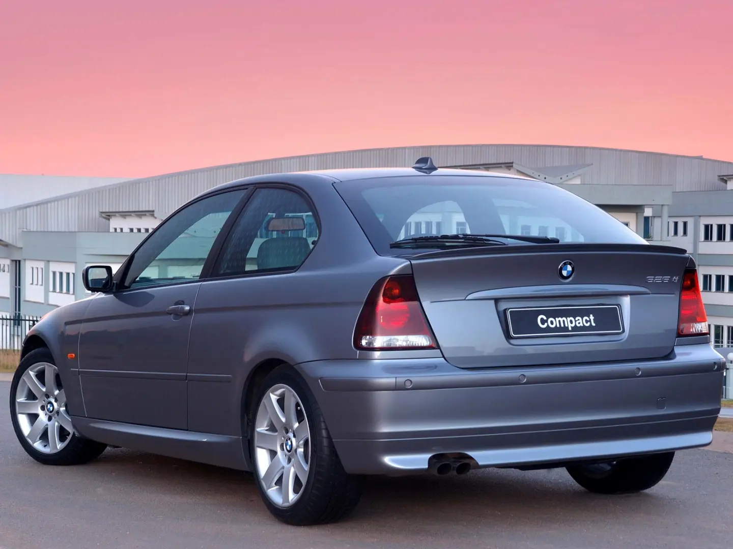 BMW 3 Serisi 3 Serisi Compact 325ti Standart 4