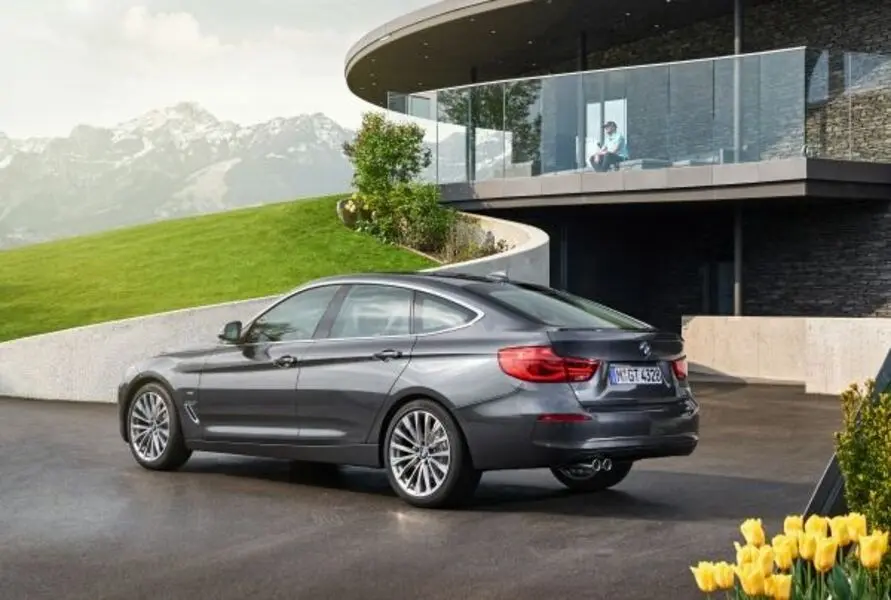 BMW 3 Serisi 3 Serisi Gran Turismo 320d xDrive Pure 4