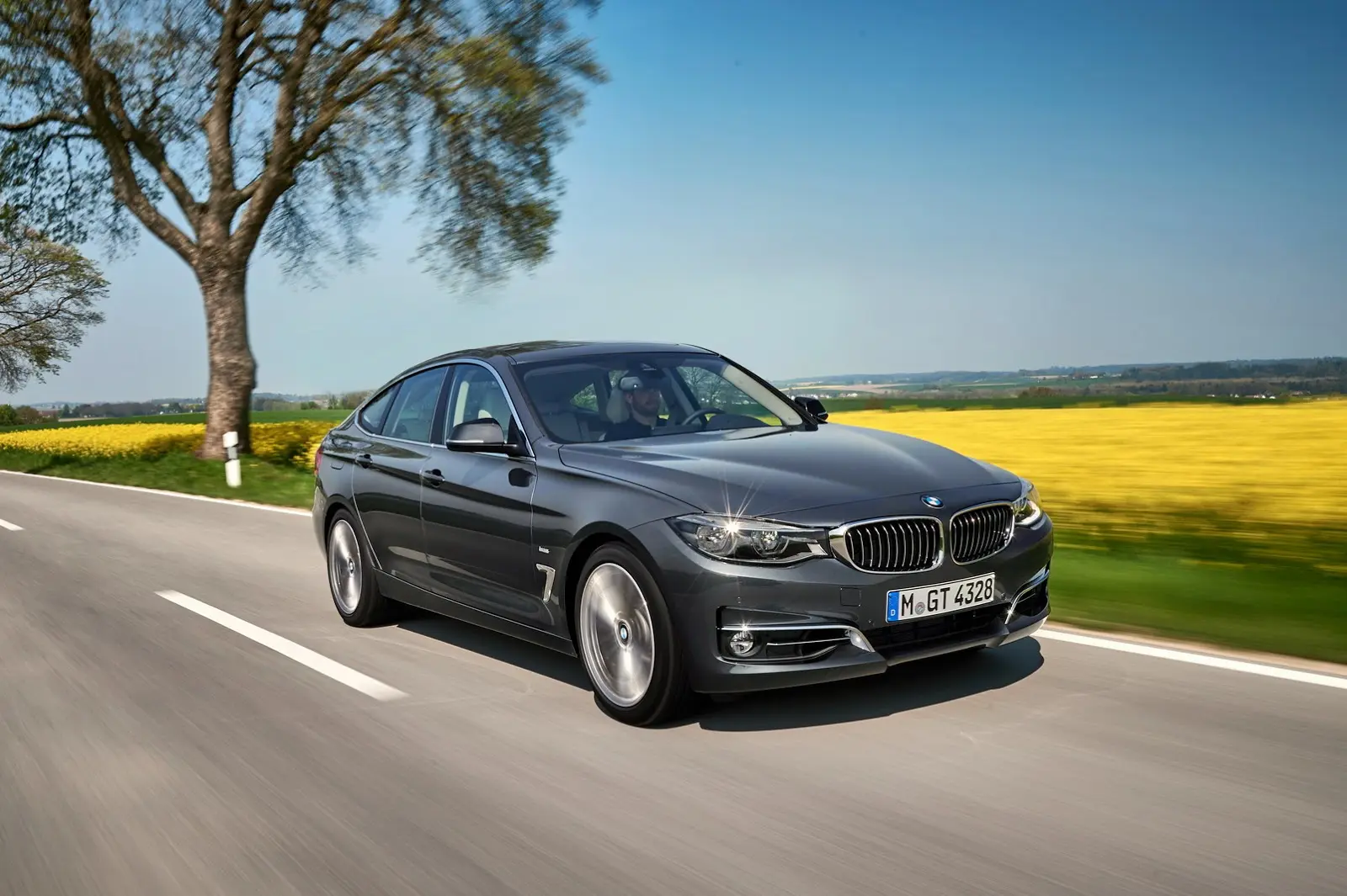 BMW 3 Serisi 3 Serisi Gran Turismo 320d xDrive M Plus 6