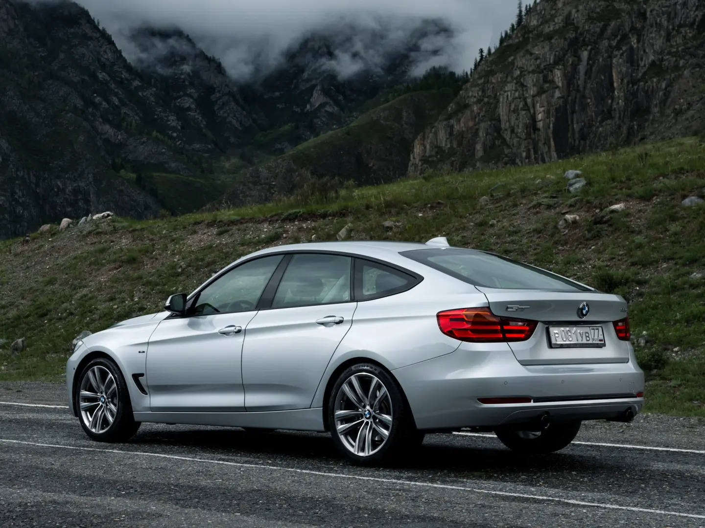 BMW 3 Serisi 3 Serisi Gran Turismo 320d Premium 3