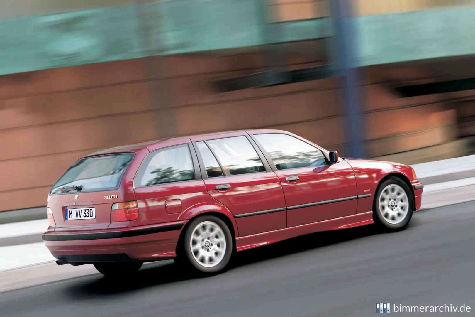 BMW 3 Serisi 3 Serisi Touring 316i Standart 1