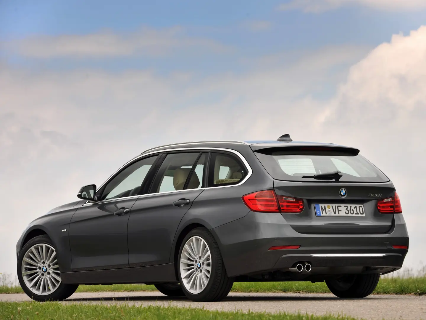 BMW 3 Serisi 3 Serisi Touring 316i Standart 1