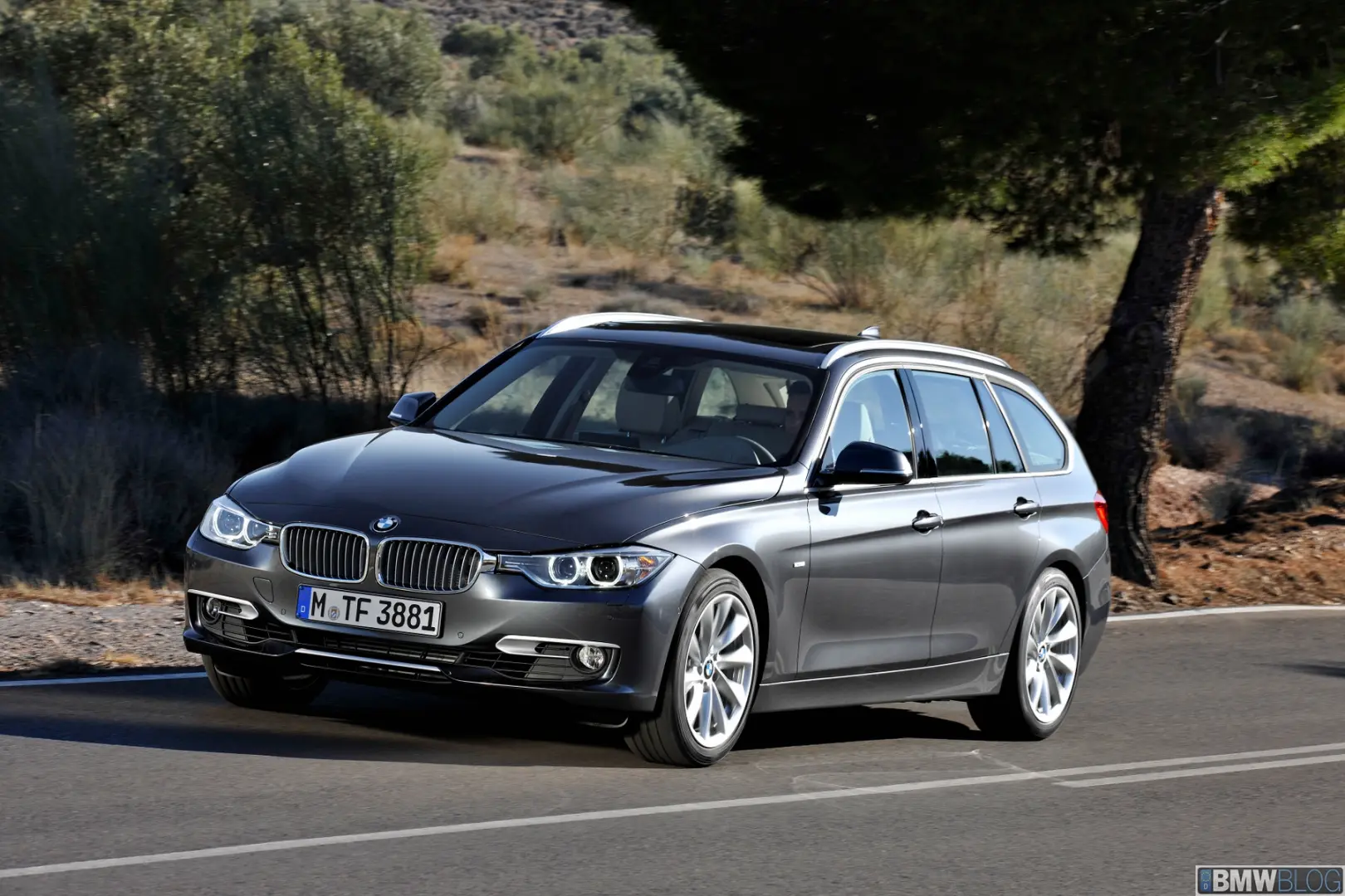BMW 3 Serisi 3 Serisi Touring 316i Standart 2