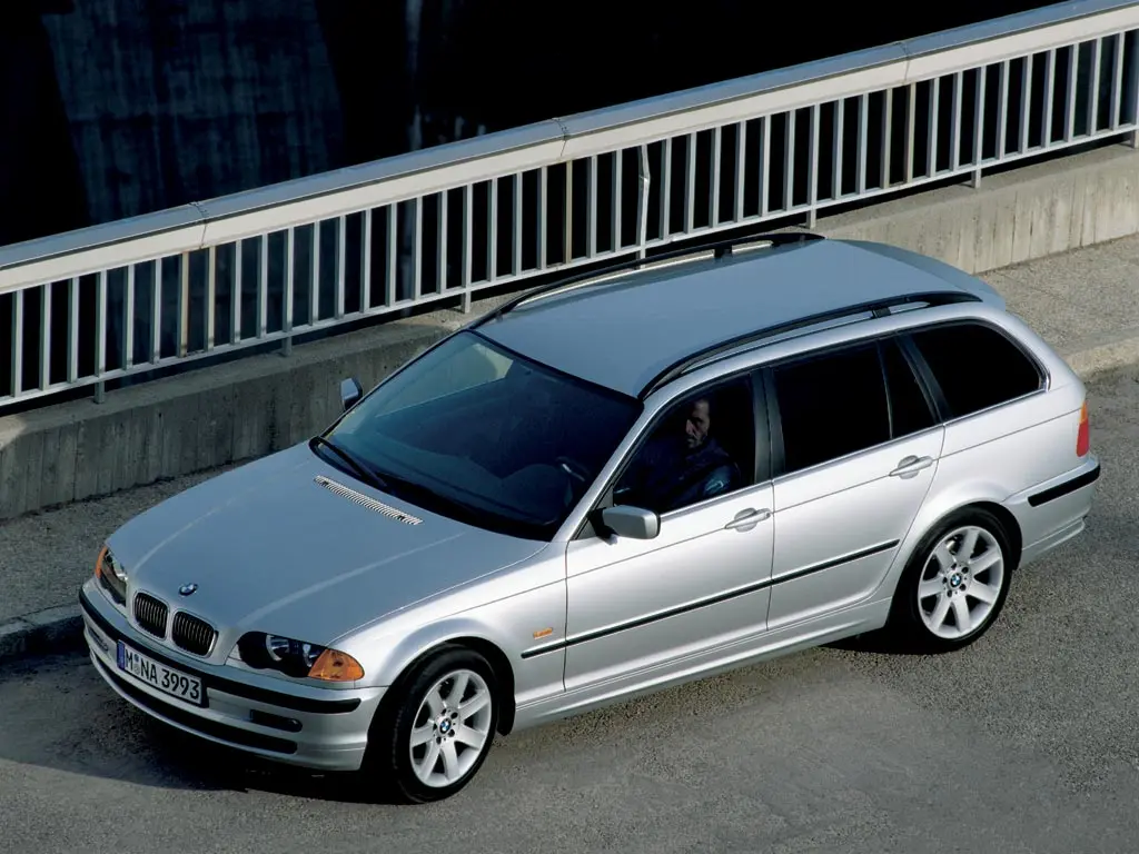 BMW 3 Serisi 3 Serisi Touring 318i Standart 7