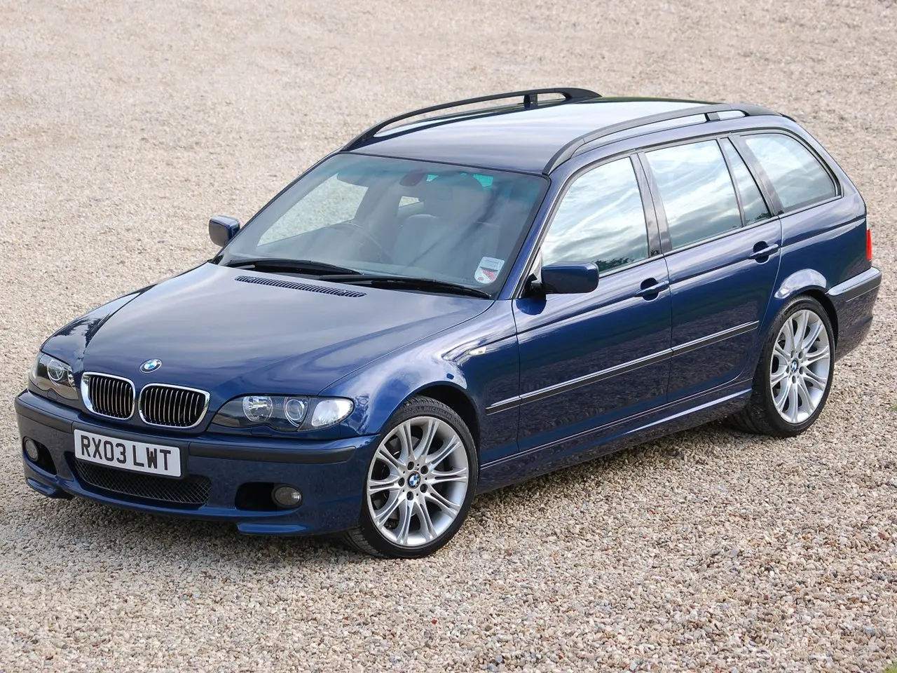 BMW 3 Serisi 3 Serisi Touring 320d Standart 1