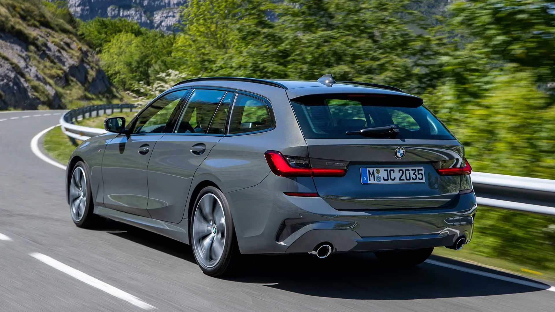 BMW 3 Serisi 3 Serisi Touring 325xi Standart 5