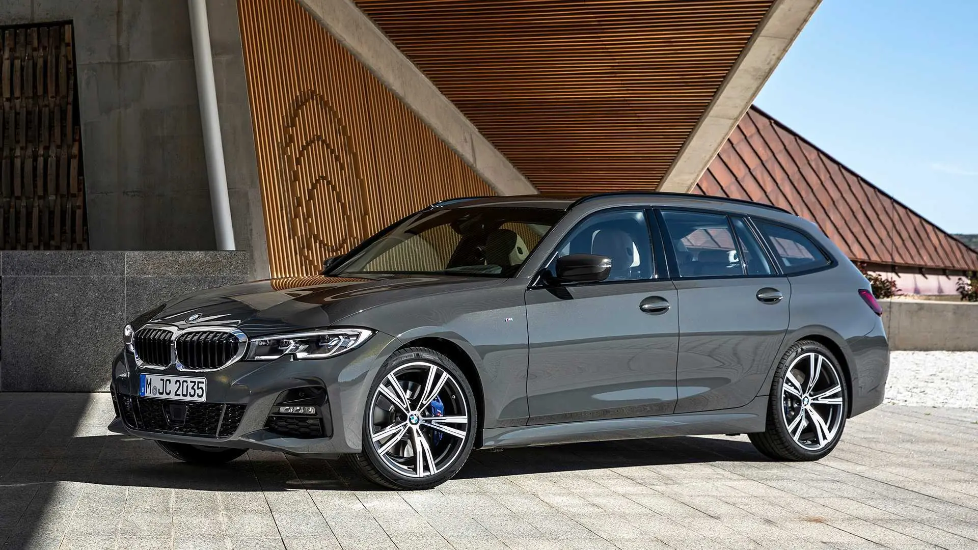 BMW 3 Serisi 3 Serisi Touring 320i Standart 3