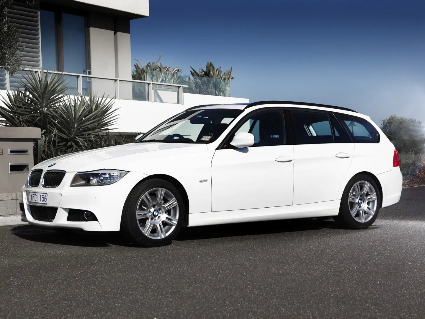 BMW 3 Serisi 3 Serisi Touring 320d Standart 0