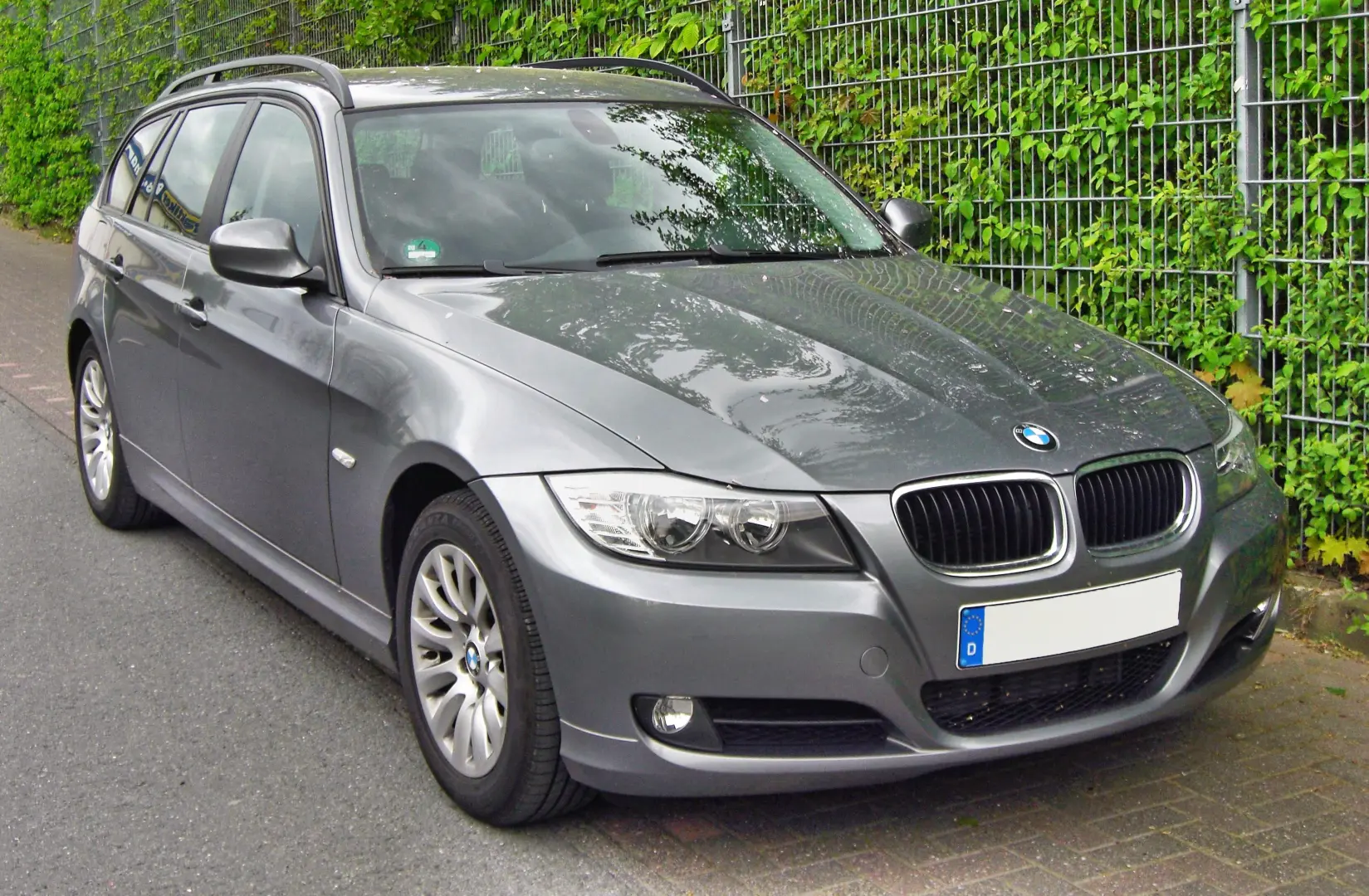 BMW 3 Serisi 3 Serisi Touring 320d Standart 4