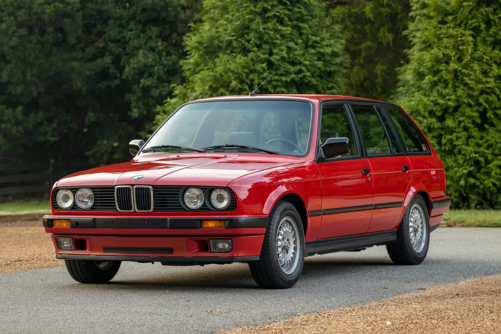 BMW 3 Serisi 3 Serisi Touring 320i Standart 2