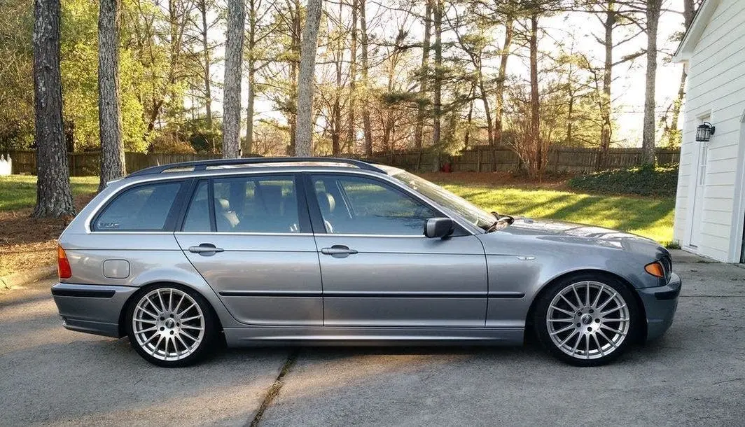 BMW 3 Serisi 3 Serisi Touring 325i Standart 5