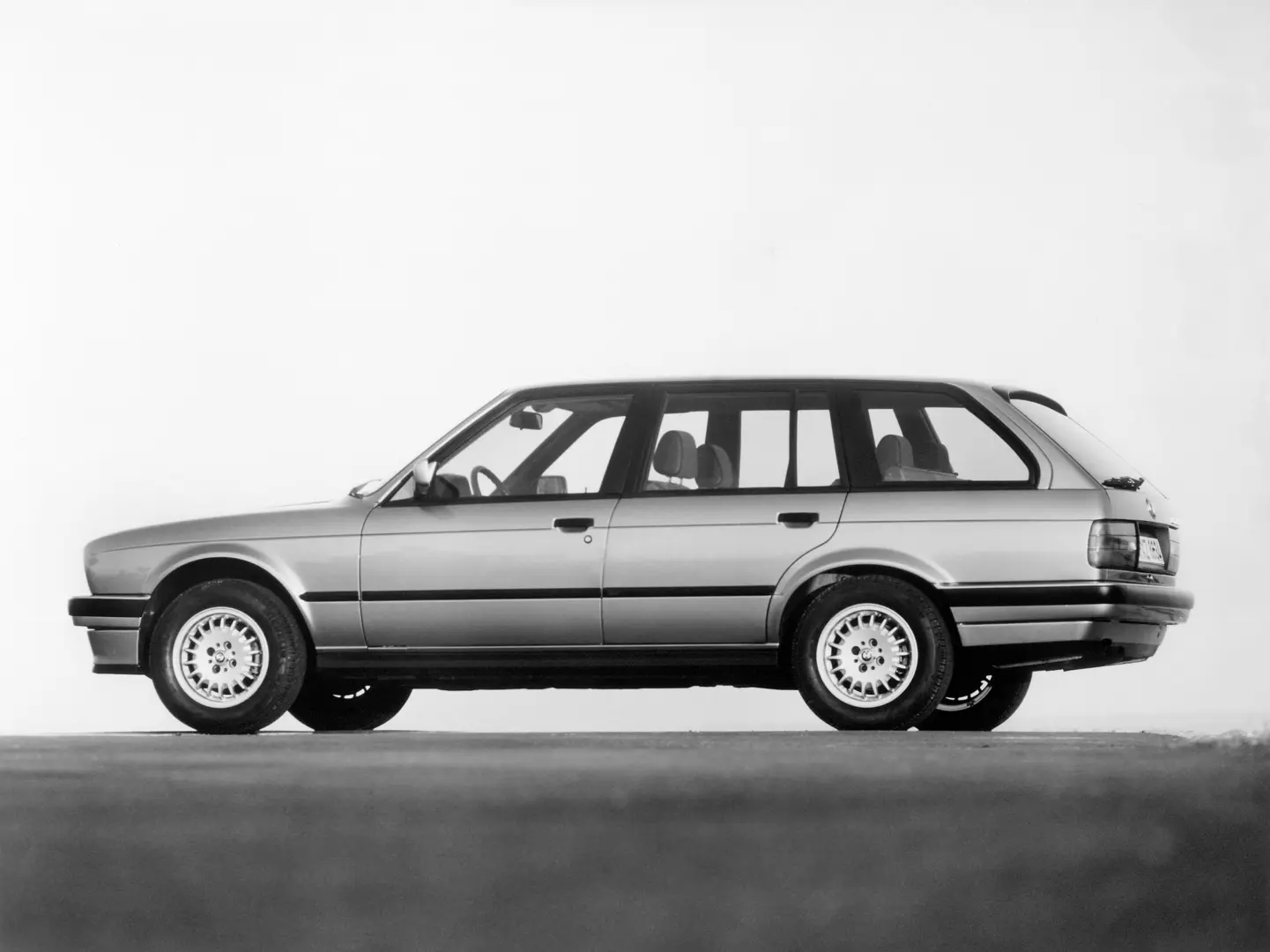 BMW 3 Serisi 3 Serisi Touring 325ix Standart 1