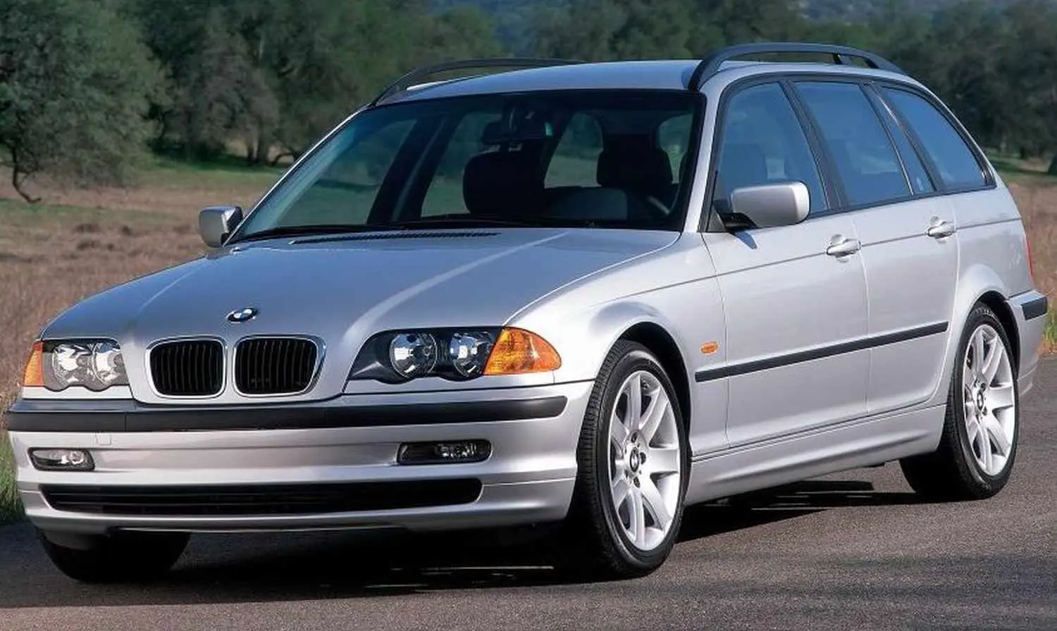 BMW 3 Serisi 3 Serisi Touring 325xi Standart 0