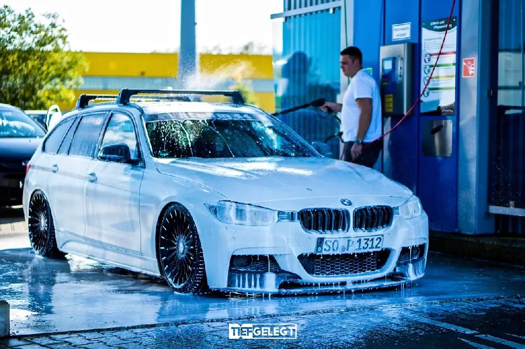 BMW 3 Serisi 3 Serisi Touring 328i Standart 3