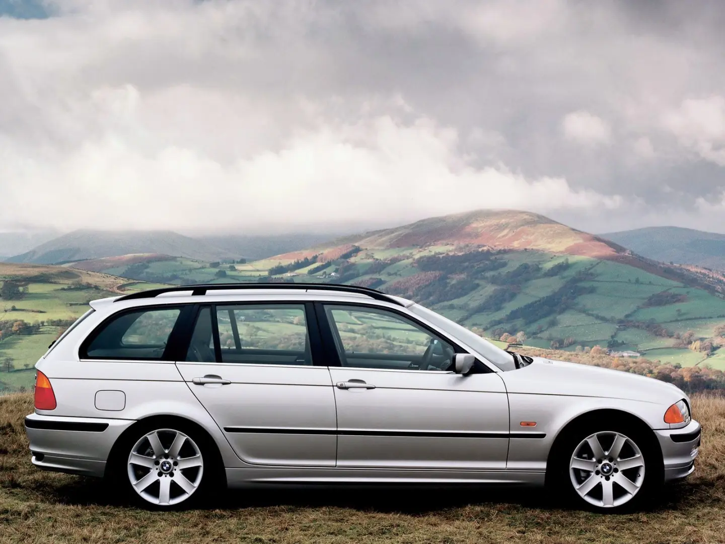 BMW 3 Serisi 3 Serisi Touring 320d Standart 3