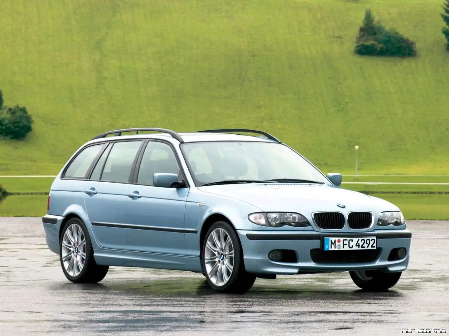 BMW 3 Serisi 3 Serisi Touring 318i Standart 2